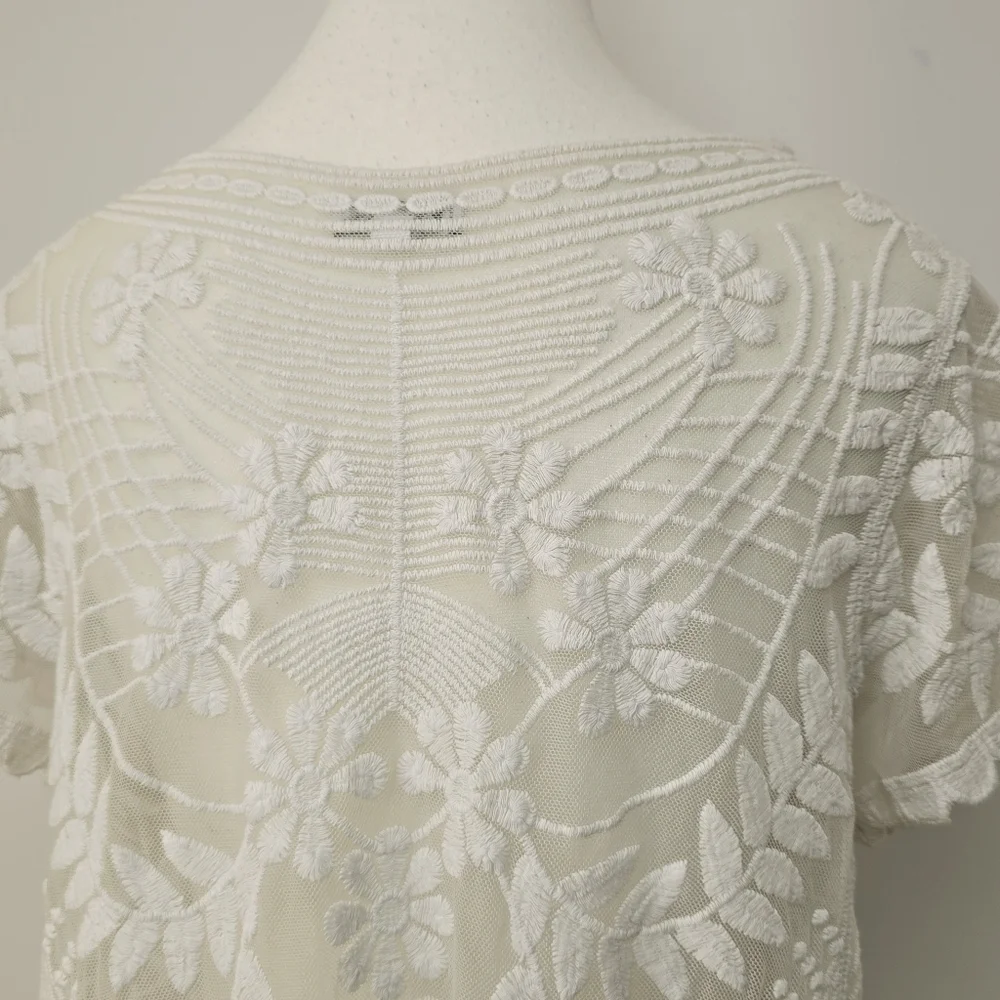 Express Vintage White Lace Sheer Blouse Short Sleeve Floral Mesh Top Women Sz M - Picture 8 of 10